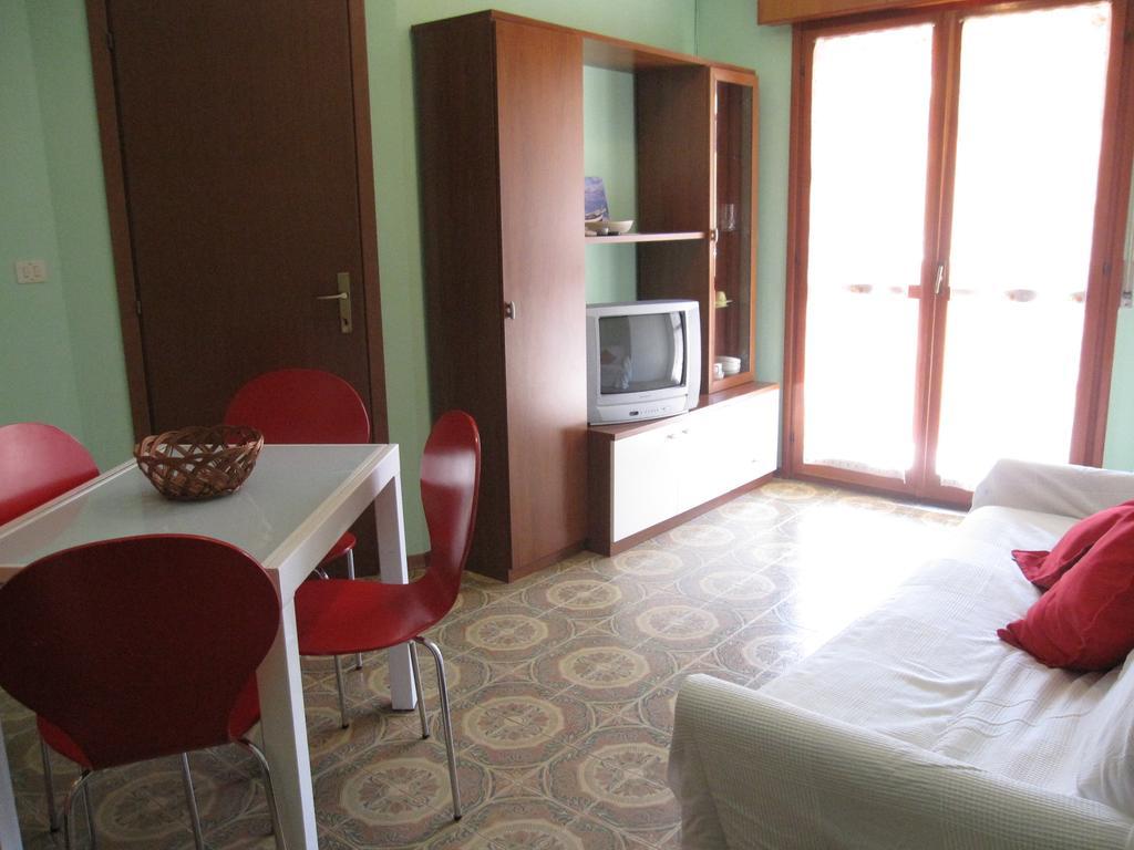 Appartamento Claudia Grado Luaran gambar